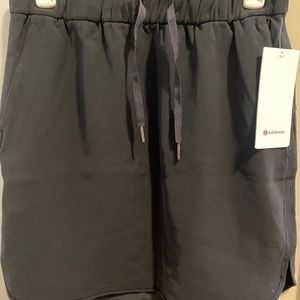 Brand new, never worn Lululemon On The Fly Skirt